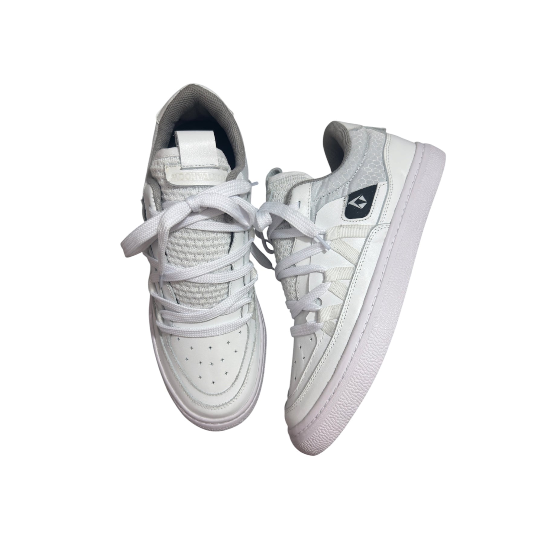 EXO 02 ALL WHITE