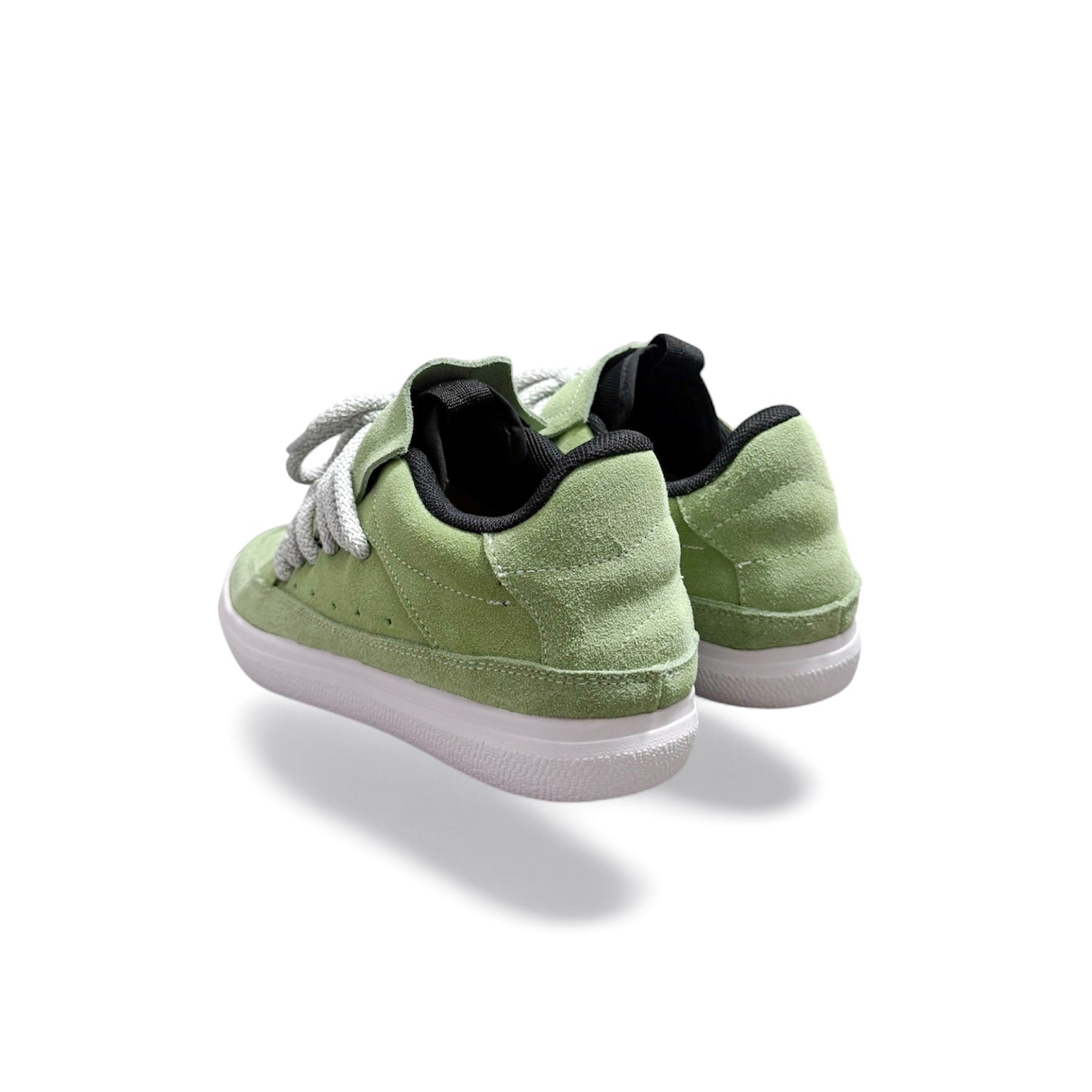 ODDYSEA APPLE
