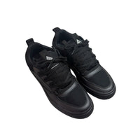 DUNE BLACK